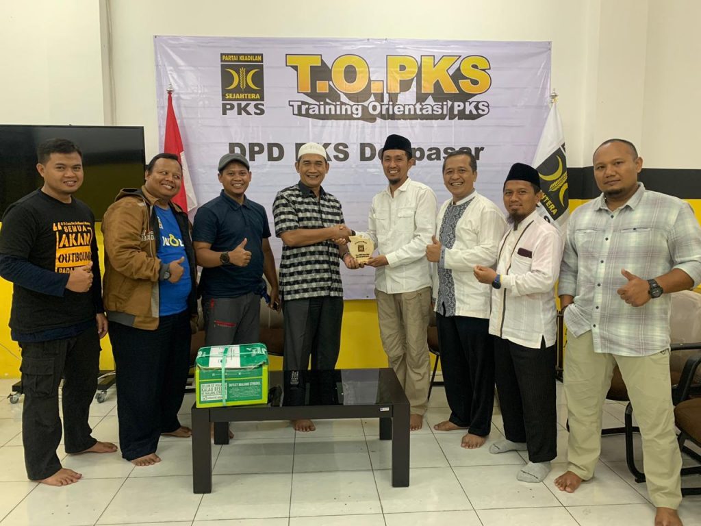 Kunjungan ke DPW PKS Bali