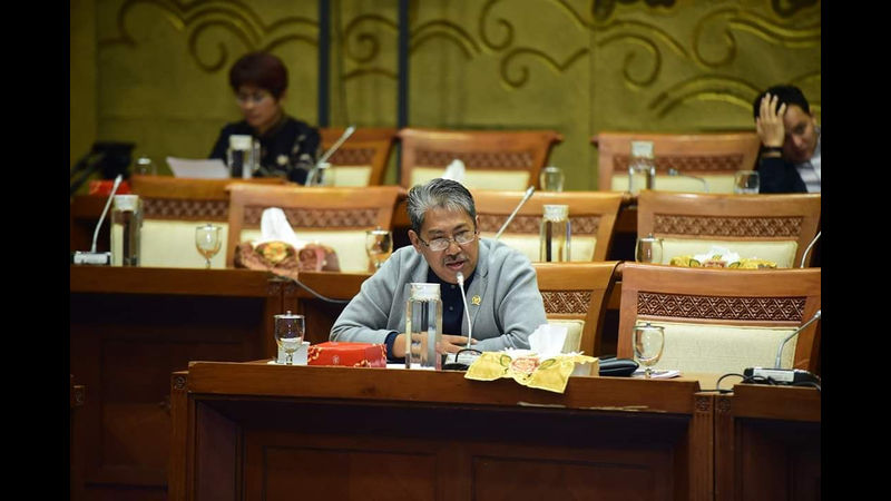 PKS | Terkait UU Omnibus Law, Mulyanto: Bonus 5 Kali Gaji Cuma PHP Pemerintah