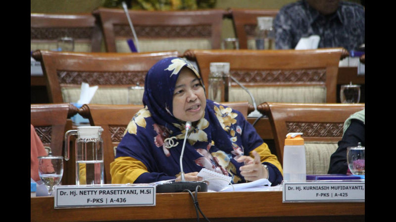 PKS | Mufida: Pemerintah Harus Jujur dan Terbuka Isi UU Ciptaker