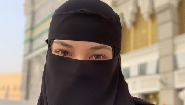 Pesohor Malaysia, Neelofa Noor Mantap Tampil Bercadar
