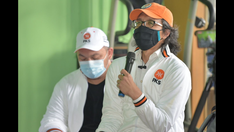 PKS | Hari Ibu, Presiden PKS Ingatkan untuk Jalankan Amanah Munas
