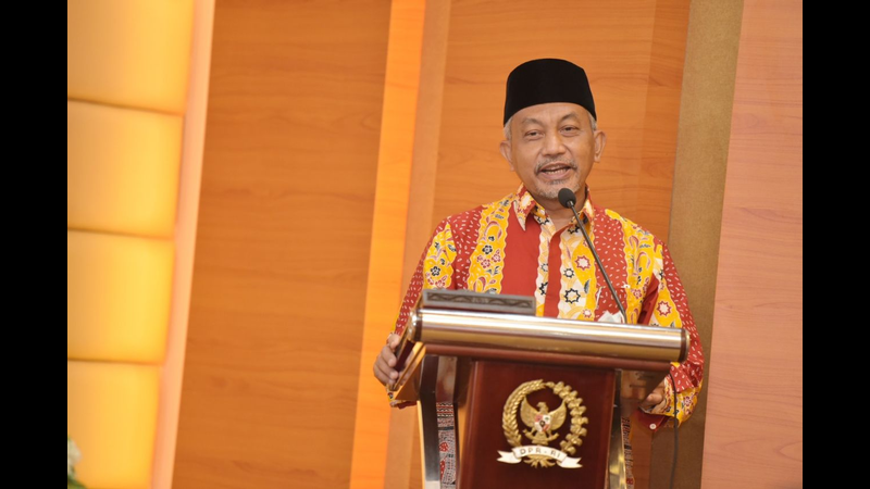PKS | Presiden PKS Apresiasi Program Pemberdayaan UMKM Anis Byarwati di Jakarta Timur