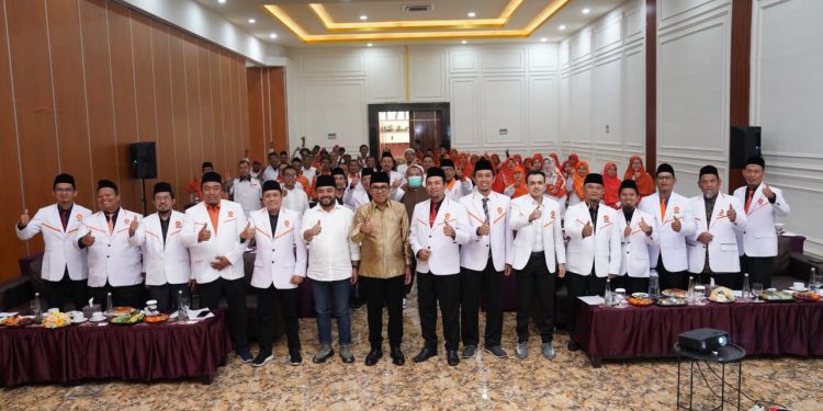 MUSDA VI PKS: Pelantikan Pimpinan PKS Kota Batu dalam MUSDA Ke-VI di Hotel Zam Zam